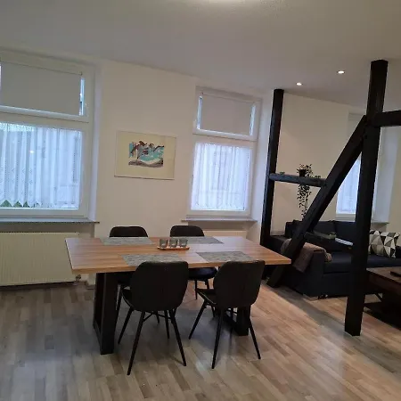 Schöne 3 In Ruhiger Lage Apartment *