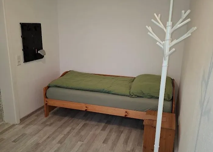 Schöne 3 In Ruhiger Lage *